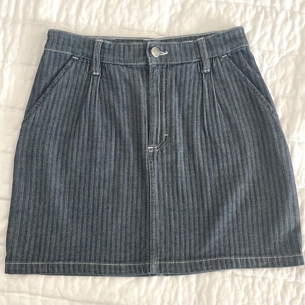 NWOT - Lee High Rise Mini Skirt - 27